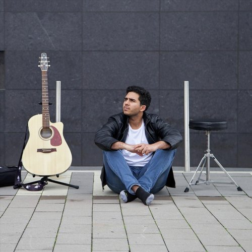 Samne Yeh Kaun Aaya - Zain Mohsin Khan