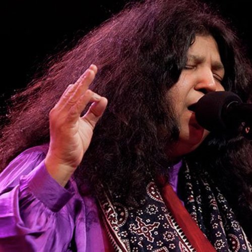 Sanu Ishq Laga Hai Pyaar Da - Abida Parveen